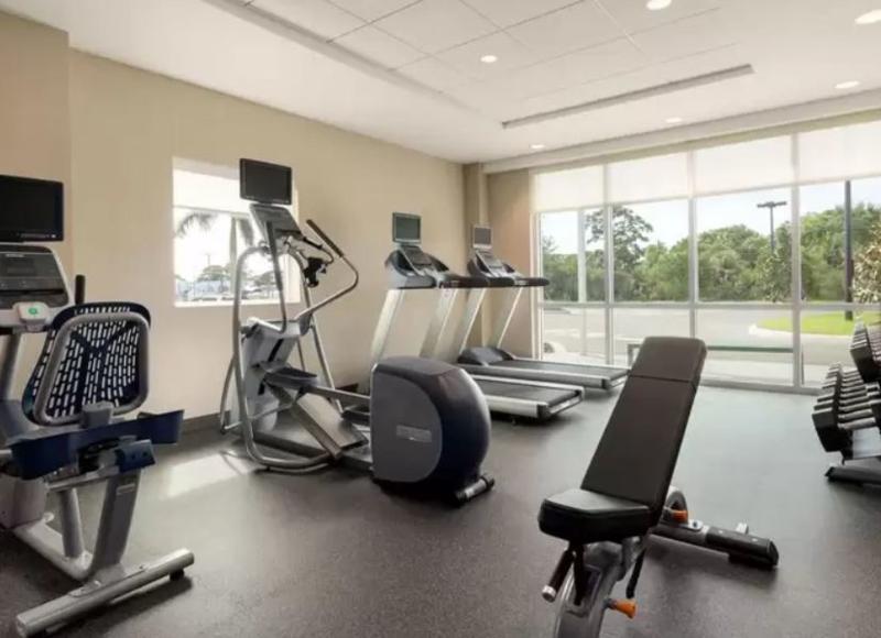 فندق أجنحة هوم 2 باي هيلتون مطار ساراسوتا - برادينتون، فلوريدا South Bradenton المظهر الخارجي الصورة